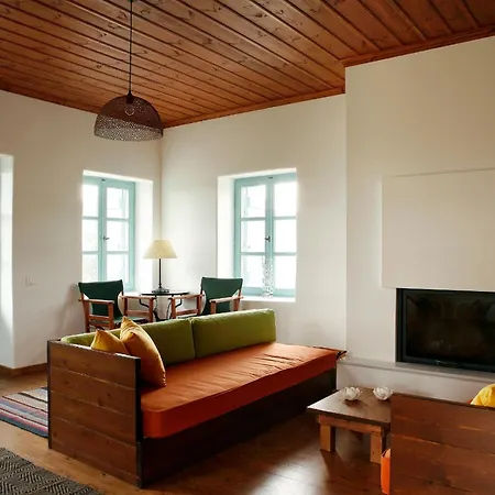 Rizes 度假居 Psárion